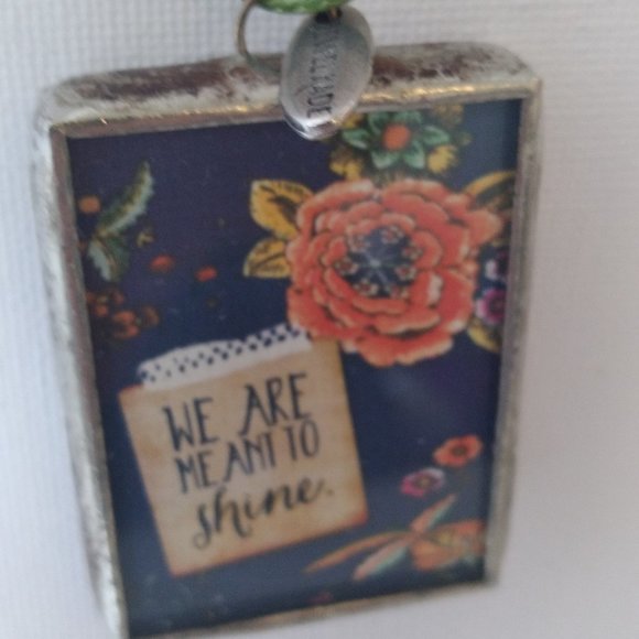 Jewel Kade Charm/Pendant "D/We are meant to shine" - Picture 3 of 3
